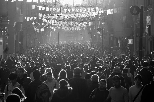 Microplastiques : Menace Écologique pour les Océans et Solutions Ingénieuses pour Réduire leurs Effets Nocifs